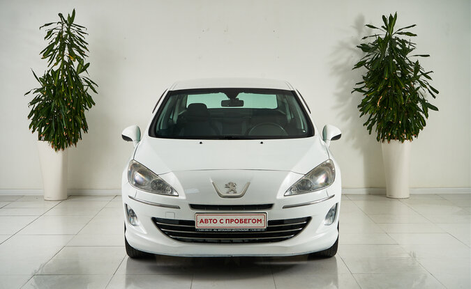 Peugeot 408