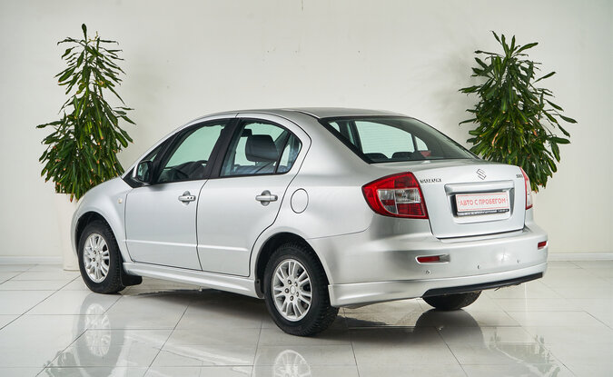 Suzuki SX4