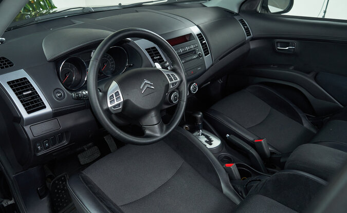Citroen C-Crosser