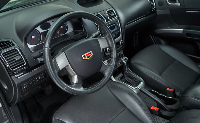 Geely Emgrand EC7