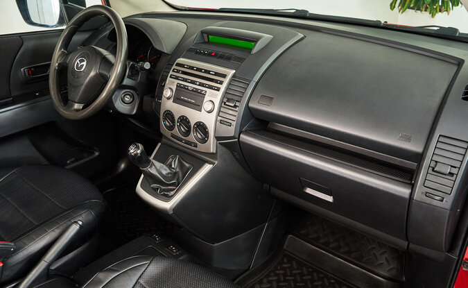Mazda 5