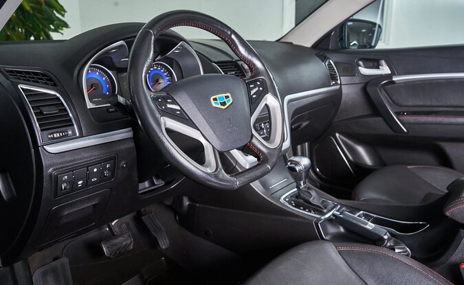 Geely Emgrand EC7