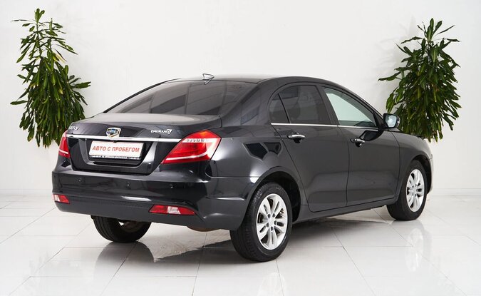 Geely Emgrand EC7