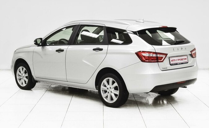 Lada Vesta