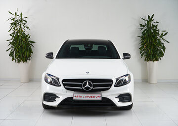 Mercedes benz E-Класс Вид 2