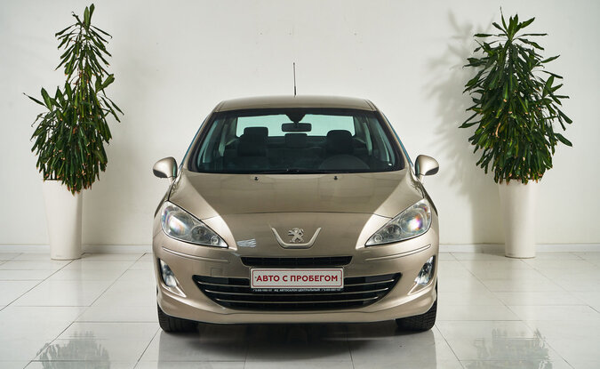 Peugeot 408