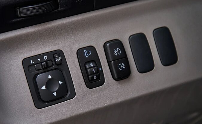 Mitsubishi Grandis