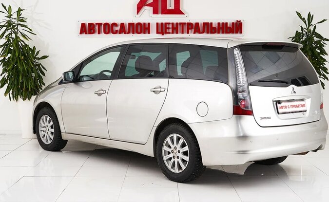 Mitsubishi Grandis