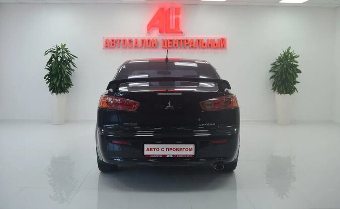 Mitsubishi Lancer