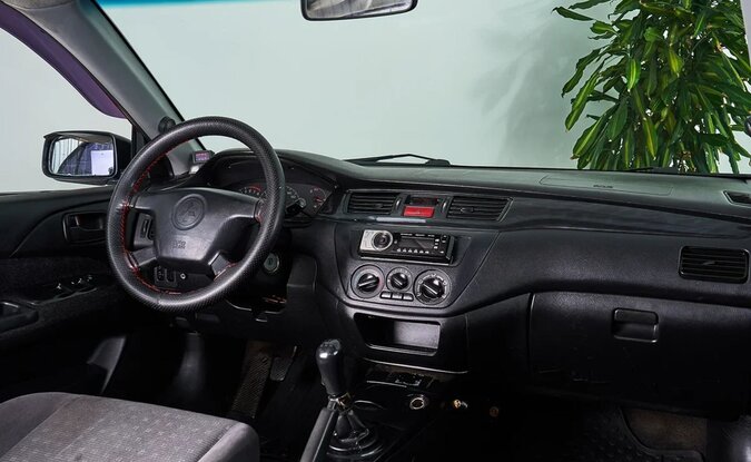 Mitsubishi Lancer