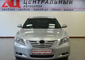 Toyota Camry Вид 2