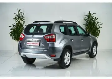 Nissan Terrano Вид 5